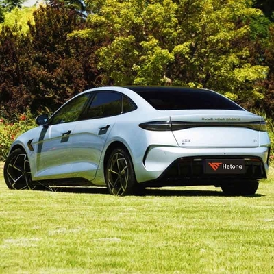 Μέγιστη ταχύτητα 180 Km/h Προσαρμοσμένο BYD SEAL 2022 650km Τέσσερις τροχούς κίνησης Απόδοση EV αυτοκίνητο