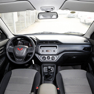 Παράδοση LHD Wuling Glory V Μίνι λεωφορείο βενζίνη 1.5L υψηλής ταχύτητας 100km / h χειροκίνητο κιβώτιο ταχυτήτων