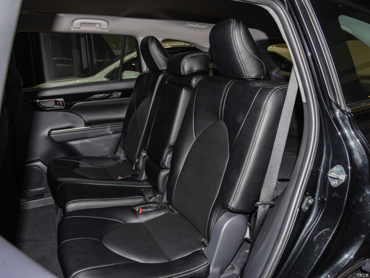 Toyota Crown Kluger 2.5l Hev Υβριδικά οχήματα τετρακίνησης με μέγιστη ταχύτητα 180km/h