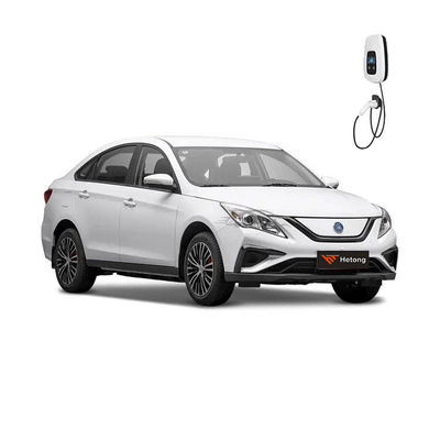 Dongfeng Fengxing S50 T1 T5 E1 M5 5 θέσεις 415 χλμ. Καθαρό ηλεκτρικό σεντάν 4705*1790*1540mm