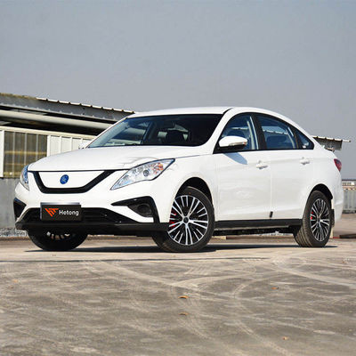 Dongfeng Fengxing S50 T1 T5 E1 M5 5 θέσεις 415 χλμ. Καθαρό ηλεκτρικό σεντάν 4705*1790*1540mm