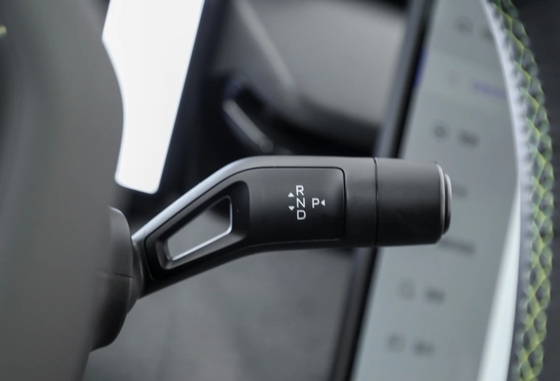 2023 Automotive Lynk Co 08 Phev 1.5T Emp Spot Σύνθετη ταχύτητα Ενέργεια Ηλεκτρικό όχημα
