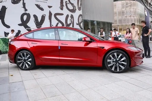 Καθαρό Ηλεκτρικό 2023 Tesla Model 3 Με πλήρη κίνηση 606 χλμ. Πεδίο λειτουργίας 0,67H Γρήγορη φόρτιση