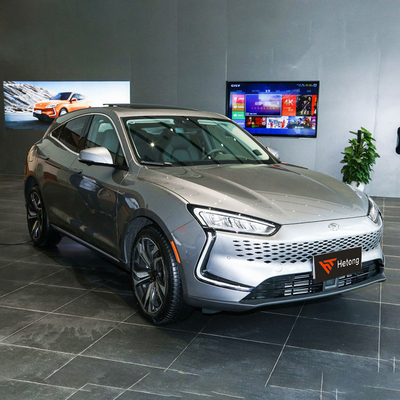 Το Huawei Seres SF5 4WD High Speed Electric SUV με τετράγωνο τετράγωνο με κλίμακα κύλισης 2875 mm και εμβέλεια 180 χλμ.