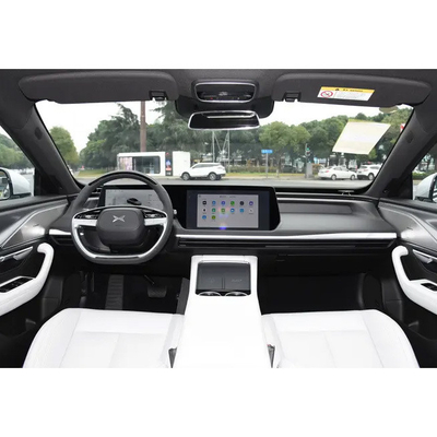 2024 Xpeng P7 5 θέσεων 2WD Energy Car Auto με αριστερό τιμόνι σε μαύρο/κόκκινο/λευκό